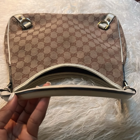 GUCCI GG canvas shoulder bag with cream leather trim - Picture 8 of 12